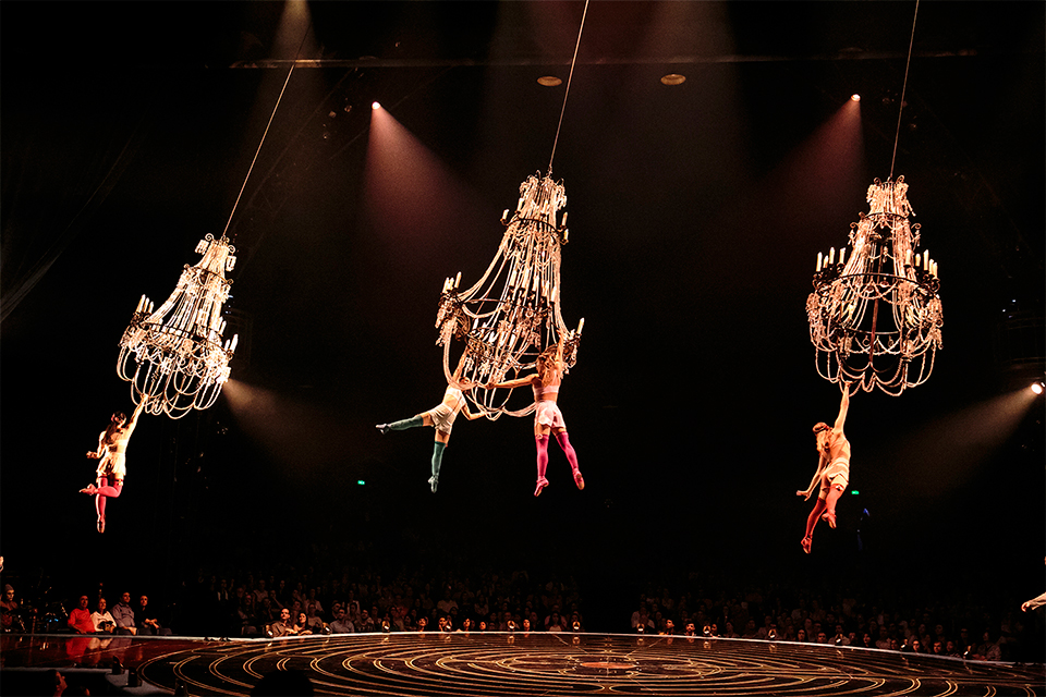 Cirque du Soleil CORTEO © cirquedusoleil.com