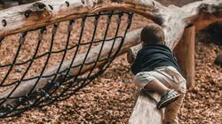 Outdoor Spielplätze in Wien (c) Rashid Sadykov auf Unsplash