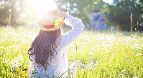 Haare richtig vor Sonne schützen