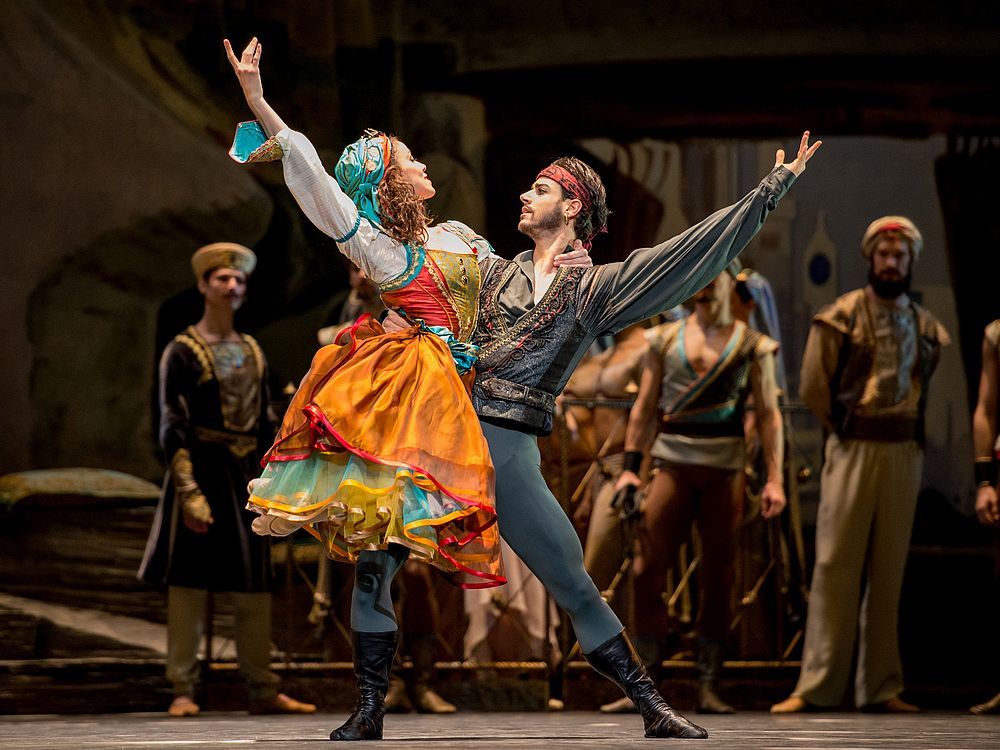 © wiener-staatsoper.at / Ashley Taylor | Ballet Le Corsaire